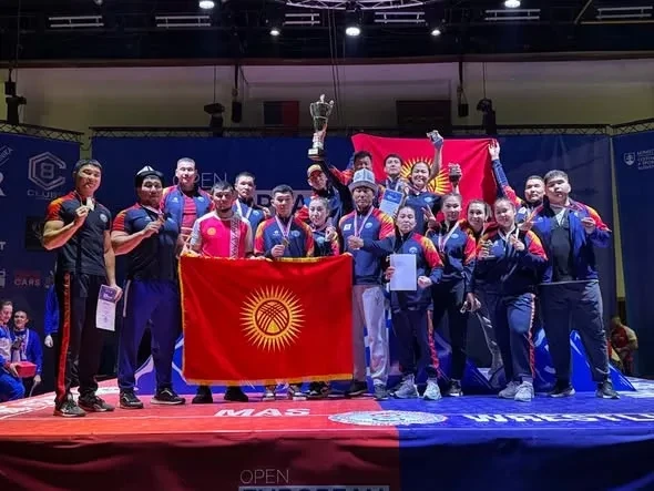 Сборная Кыргызстана заняла 1-е место на Открытом чемпионате Европы по мас-рестлингу