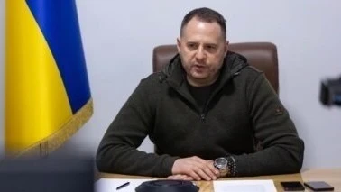 Глава офиса Зеленского заявил, что Украина не откажется от своих территорий в обмен на мир