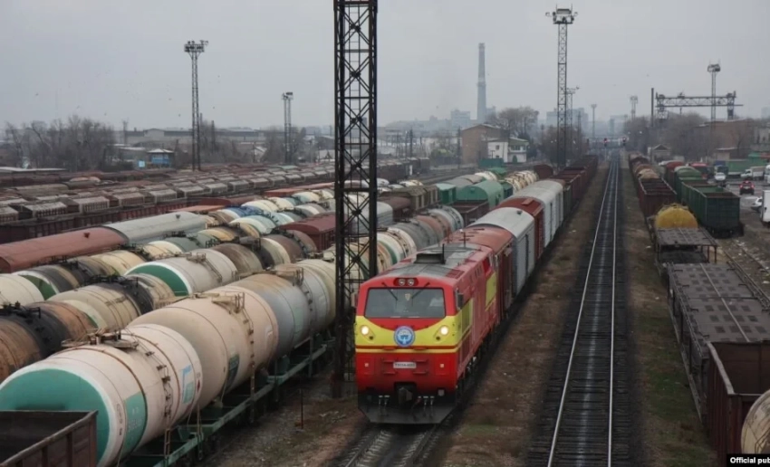 Эшатов: Российская сторона обещает выполнить план по беспошлинным поставкам горючего