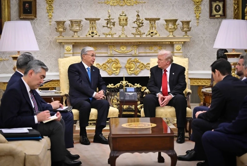 Токаев и Трамп созвонились с Нетаньяху из Овального кабинета