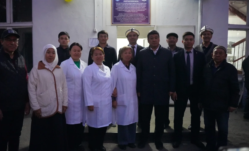 Бакыт Торобаев ознакомился с деятельностью Южной региональной почвенно-агрохимической станции