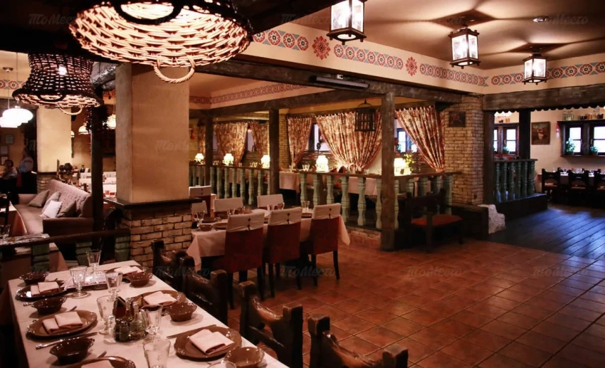 Рестораны, кафе и клубы должны закрываться в 22:00 - Ташиев