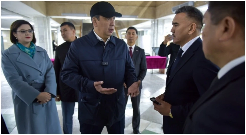 Айбек Джунушалиев проверил готовность избирательных участков к выборам в Жогорку Кенеш