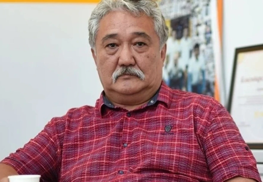 Атамбаеву напомнили, что величие в не обидах, а в пользе стране