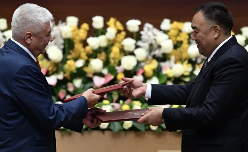 В Бишкеке министры внутренних дел Кыргызстана и России обсудили вопросы сотрудничества