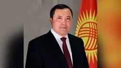 Орунбеков объяснил, почему сотрудник ГКНБ возглавил Минздрав
