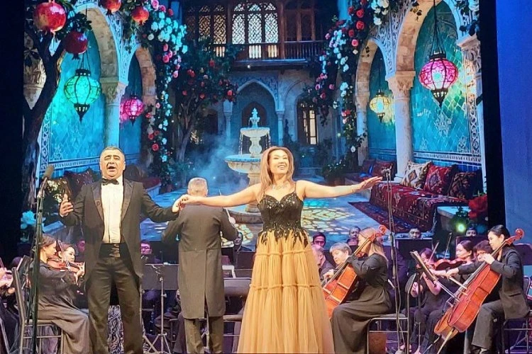 «Оперный голос вселенной»: Бишкек объединил память о Булате Минжилкиеве