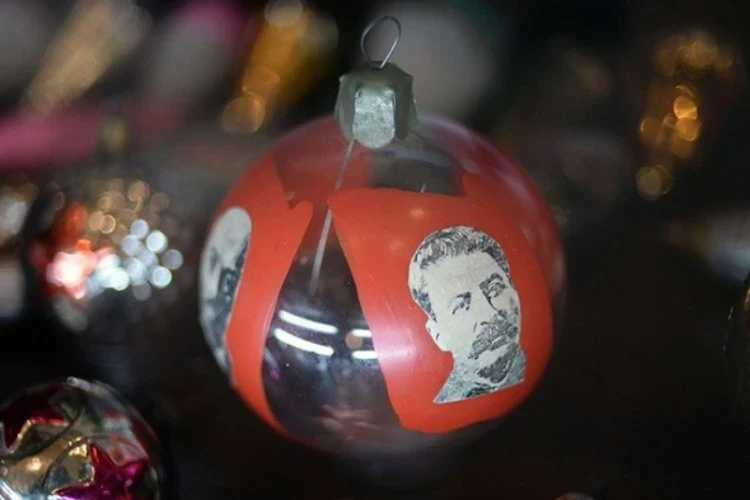 Хрупкое прошлое и яркое настоящее. Как менялись елочные игрушки