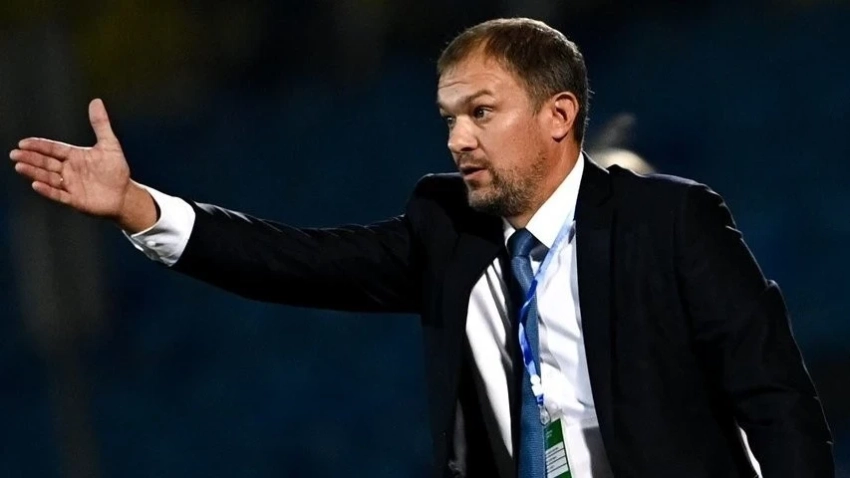 Футбольный клуб «Худжанд» не стал продлевать контракт с Александром Крестининым