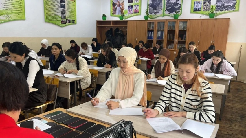 В Бишкеке отбирают новых участников программы «Депозит молодого учителя»