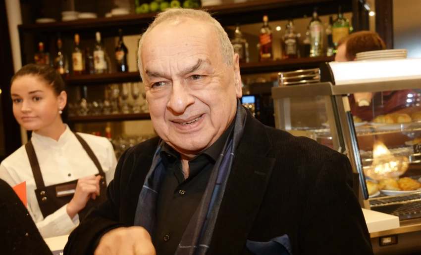 Умер известный российский пианист и композитор Левон Оганезов