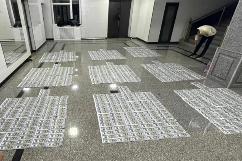 Задержали вымогателя и сотрудника СБНОН, нашли и наркотики