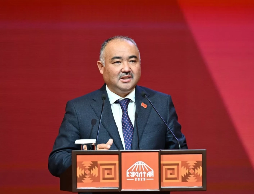 Спикер парламента Кыргызстана выступил на IV Народном Курултае. О чем он говорил?