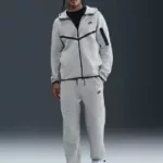 Продажи спортивного костюма Nike Tech Fleece взлетели после фото с похищенным Мадуро