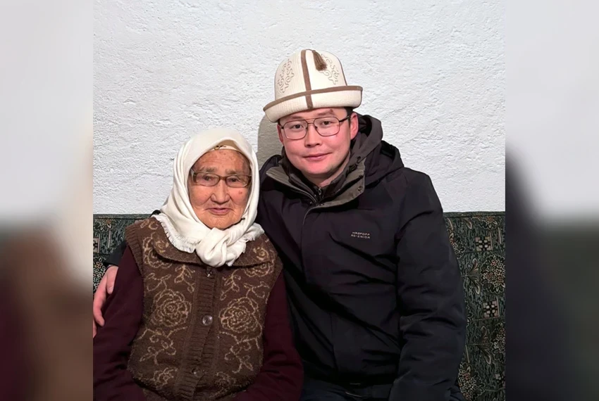 Первая учительница Садыра Жапарова рассказала, каким он был в школе