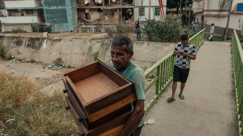 В результате операции США в Венесуэле погибли как минимум 40 человек, - New York Times