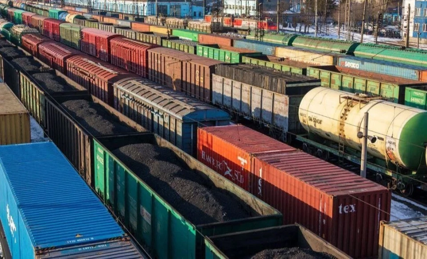 Железная дорога Кыргызстана вышла на рекордные объемы перевозок