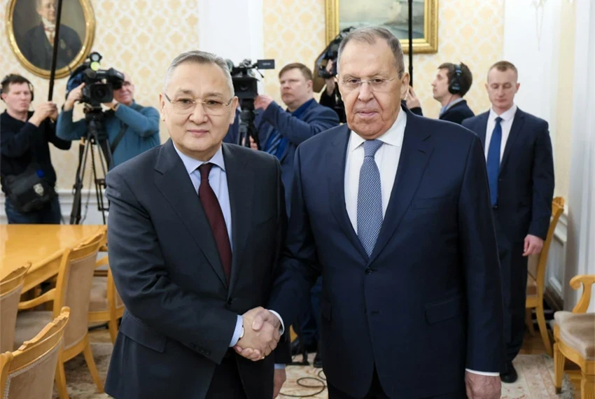 Роль ОДКБ в формировании безопасности в Большой Евразии обсудили Масадыков и МИД