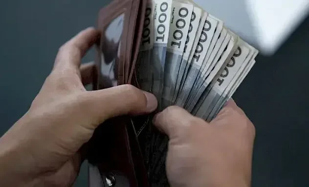 Минтруда напомнило об ответственности за задержку зарплаты