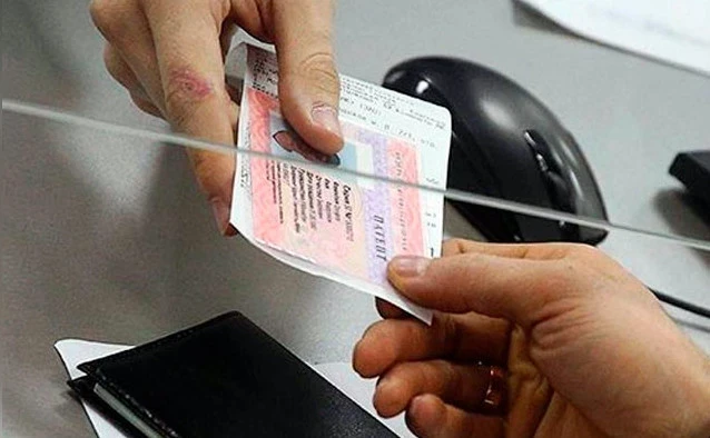 В России мигранты с доходом ниже прожиточного минимума не смогут получить рабочий патент