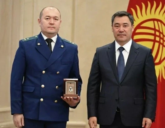 Генпрокурор КР за час решил межгосударственный конфликт