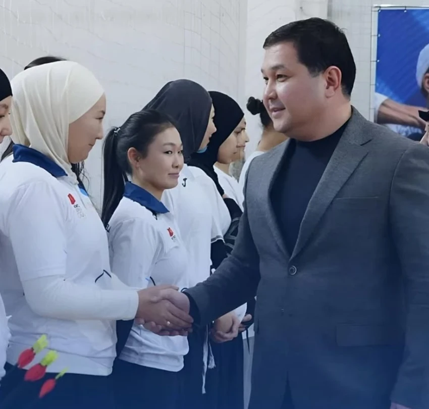 В Бишкеке стартовал чемпионат по стрельбе из лука