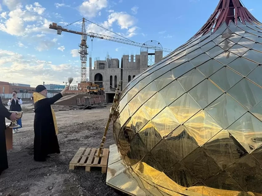 В Астане строят крупнейшую церковь в ЦА – депутаты против