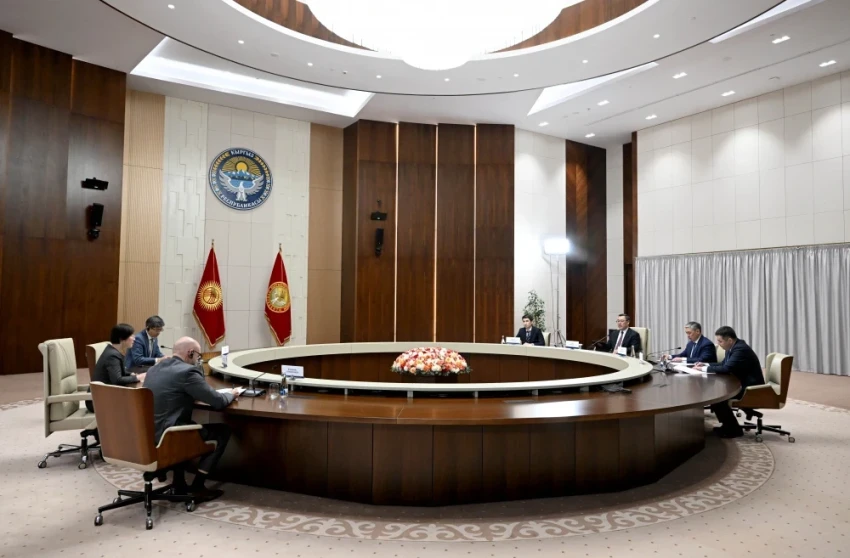 Садыр Жапаров обсудил с главой АБИИ планы по финансированию крупных проектов в КР