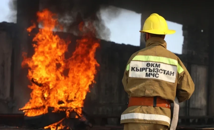 В Кыргызстане за минувшие сутки зарегистрировано 16 пожаров